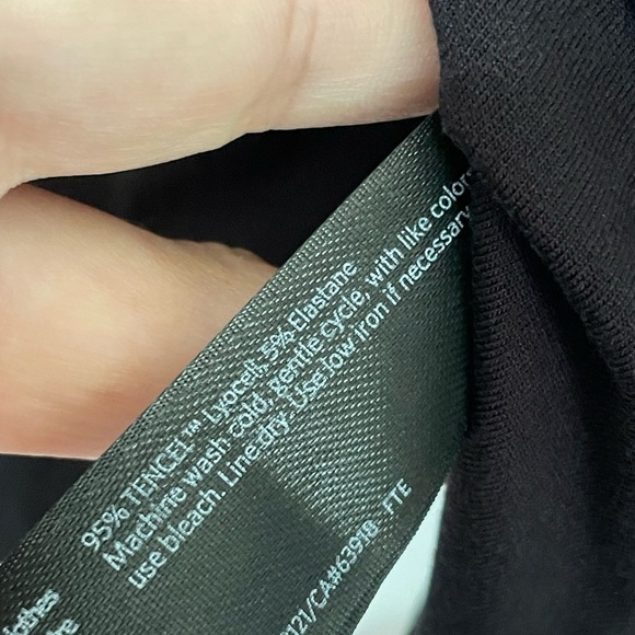 Eileen Fisher Women’s Lot of 2 Blouses size PP (0-2 Petite) - Picture 6 of 12